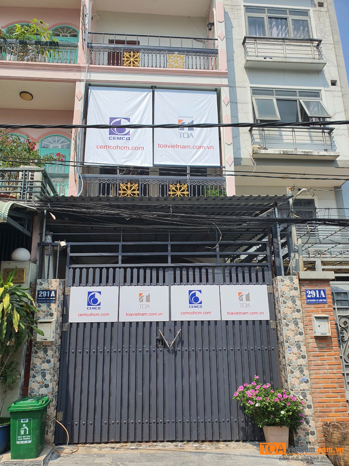 Thông tin liên hệ